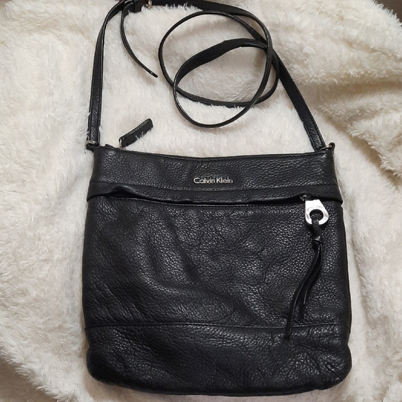 Calvin Klein Black Leather Crossbody Bag - Picture 1 of 5